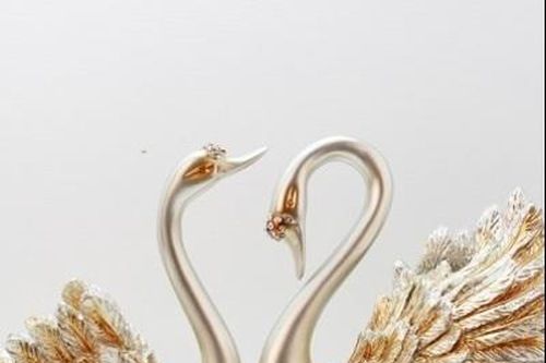 Thiên nga và chiếc diều sáo