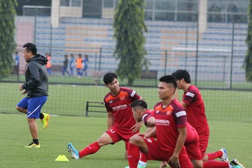 Công Phượng hội quân, HLV Park Hang-seo bắt đầu 'bày binh bố trận'