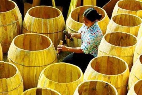 Khuyến khích DN tham gia mô hình kinh doanh hướng tới người thu nhập thấp