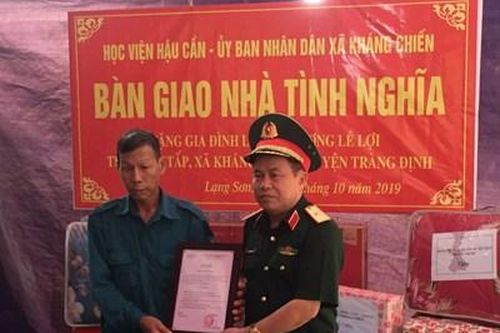 Học viện Hậu cần trao nhà tình nghĩa tặng thân nhân liệt sĩ tại Lạng Sơn
