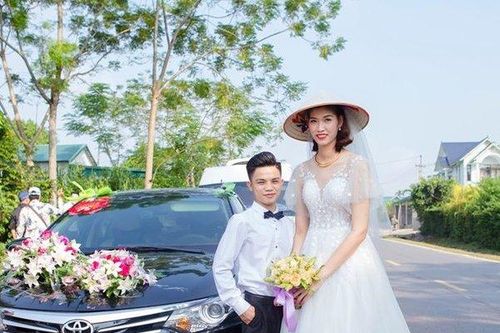 Chú rể 1m40 lấy vợ cao 1m94 lên tiếng trước tin đồn 'lấy nhau vì tiền'