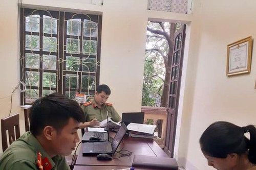 Tung tin 'đào trộm lợn dịch tả mang bán', người phụ nữ bị phạt 2,5 triệu