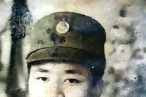 Tìm người thân và đồng đội