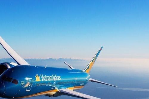 Nguyên nhân máy bay Việt Nam Airlines bị cắt lốp, cán đinh sau khi hạ cánh