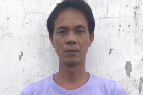 Chém cha mẹ 'tình địch' thương vong, tưới xăng đốt nhà vì ghen