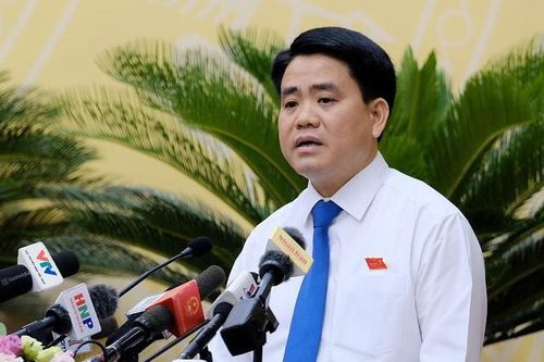 Chủ tịch Nguyễn Đức Chung: Xử lý nghiêm vụ nước sạch sinh hoạt nhiễm dầu thải