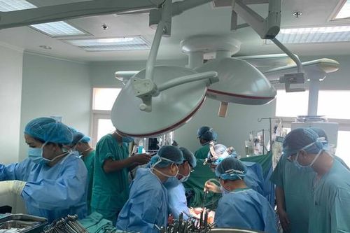 Ghép gan thành công cho bệnh nhân ung thư