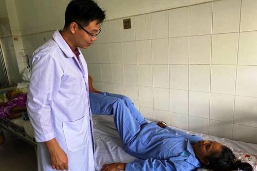 Phẫu thuật thành công bệnh nhân ung thư di căn đốt sống ngực