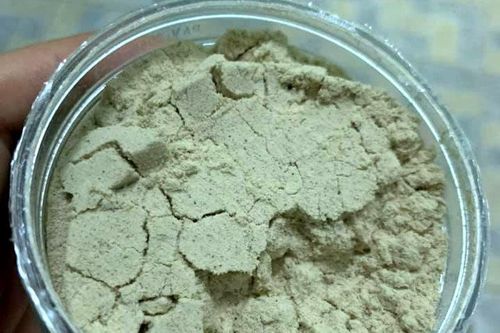 Loại bột tách từ gạo trước kia bỏ đi nay giá 5 triệu/kg vẫn cháy hàng