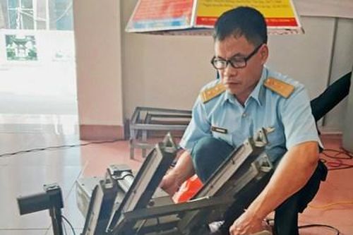 Mẫu mực để sĩ quan trẻ học theo
