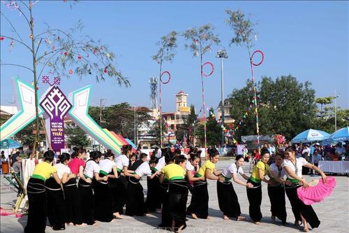 Đặc sắc nghệ thuật Then của cộng đồng dân tộc Thái trắng - Điện Biên