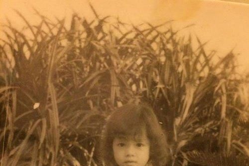 Ngắm ảnh thời thơ ấu đáng yêu của Lý Nhã Kỳ