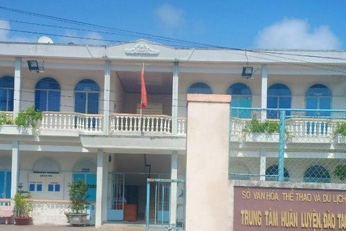 Sở VH-TT&DL Cà Mau đề nghị giải trình vụ nhân viên kế toán vừa hưởng thai sản vừa nhận lương