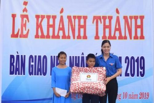 Chính trị - Xã hội An sinh xã hội Phong Điền: Khánh thành Nhà Nhân ái tặng đối tượng chính sách