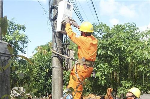 Điện lực Vĩnh Linh triển khai nhiều giải pháp để giảm thiểu tổn thất điện năng