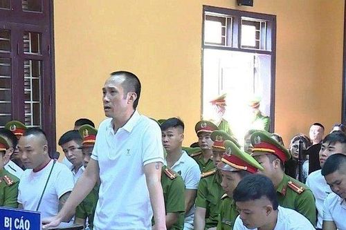 Tuấn 'thần đèn' – trùm xã hội đen xứ Thanh và hàng chục đàn em lĩnh án