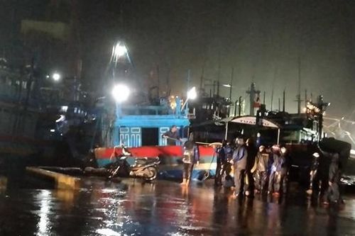 Phú Yên: 1 người chết, 8 nhà sập hoàn toàn do bão số 5