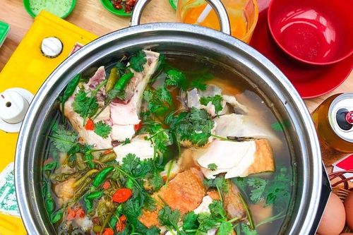 Rủ nhau đến 5 tiệm lẩu gà ngày TP.HCM mát trời