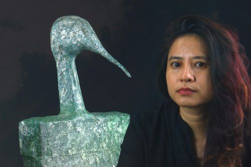 Nghệ sĩ Nguyễn Thúy Hằng: Nghệ thuật không phải nơi cứu cánh hay chôn mình