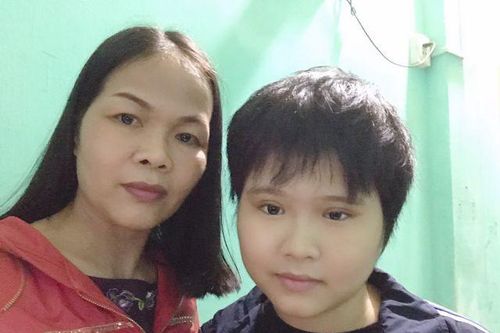 8 năm 'chiến đấu' với ung thư não, nữ sinh dân tộc Tày khao khát trở thành giáo viên