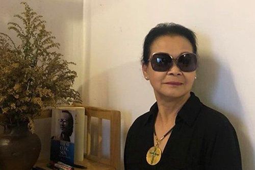 Khánh Ly ghé thăm Gác Trịnh