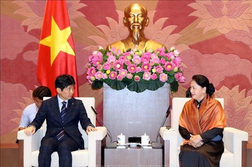 Chủ tịch Quốc hội tiếp Đoàn đại biểu tỉnh Gunma (Nhật Bản)