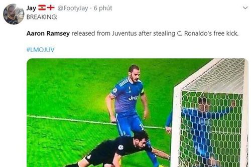 Ramsey bị chỉ trích vì cướp bàn thắng của Ronaldo