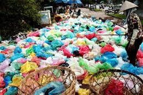 Giảm thiểu rác thải nhựa – Hành động của chính quyền, doanh nghiệp và người dân
