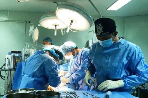 Phẫu thuật thành công 3 trường hợp đặc biệt trong ngày