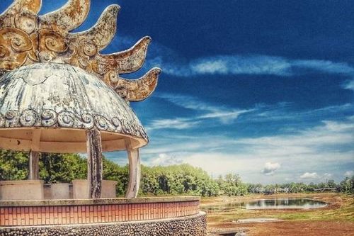 Cứ tưởng Huế buồn và chẳng có gì nhưng đến rồi mới biết có bao nhiêu thứ sẵn sàng 'hớp hồn' chị em!