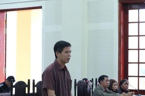 Bản án cho người đàn ông dùng dao giết người đòi nợ do vợ cũ thuê