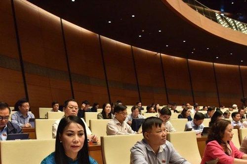 Quốc hội duyệt chi hơn 1 triệu tỷ đồng từ ngân sách Trung ương năm 2020