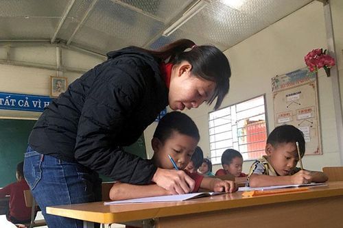 Yêu sao lớp học 'i tờ'