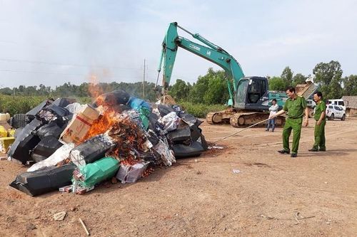 Bắt giữ hơn 52 nghìn vụ, tịch thu hơn 39 triệu bao thuốc lá nhập lậu