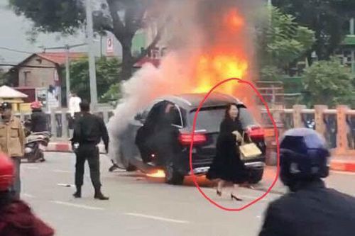 Nữ lái xe đi giày cao gót: Có nên cấm tuyệt đối?