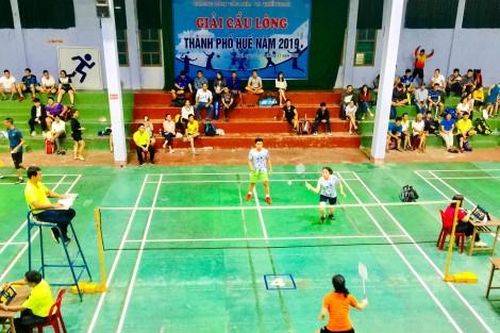 Thể thao Thể thao Nhiều trận đấu hấp dẫn, kịch tính tại giải cầu lông TP. Huế