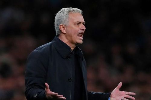 HLV Mourinho lập kỷ lục ở Champions League