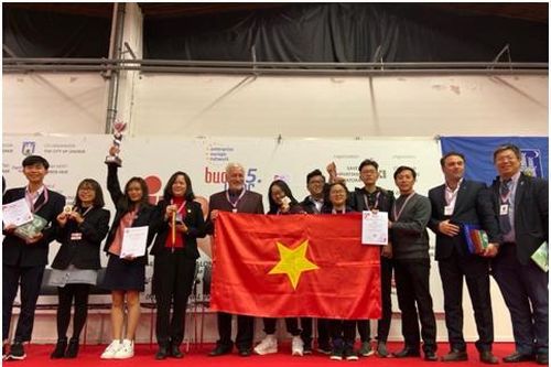 Học sinh Việt Nam giành 2 huy chương Vàng cuộc thi INOVA