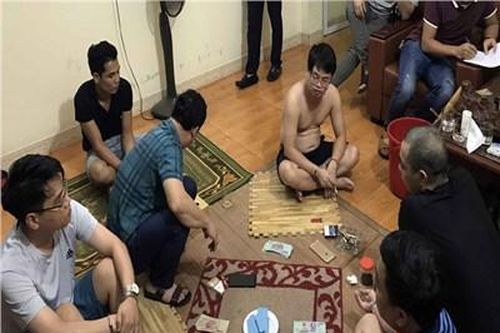 Từ vụ bắt bạc lần ra đường dây vay nặng lãi 'khủng' từ Hà Nội lên Lào Cai