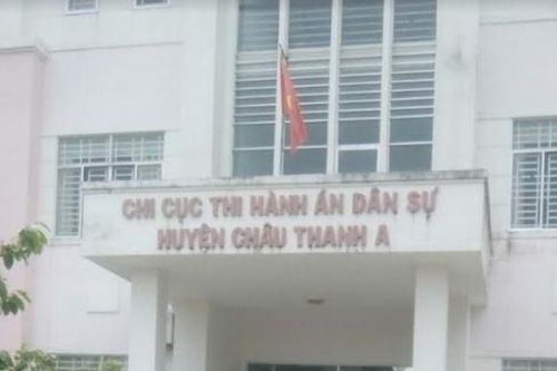 Chiếm đoạt gần 1 tỷ đồng, nguyên Chi Cục trưởng Chi cục THADS bị truy tố