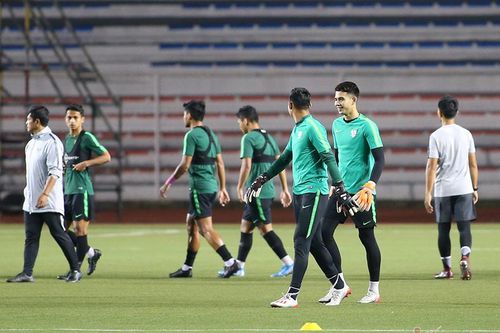 Indonesia cấm cửa báo chí Việt Nam, lộ hai trụ cột chấn thương
