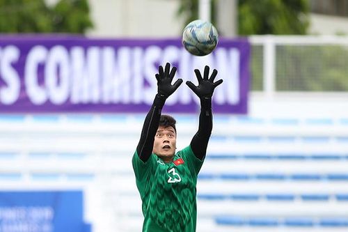 U22 Việt Nam đấu Indonesia: Bùi Tiến Dũng trở lại bắt chính?