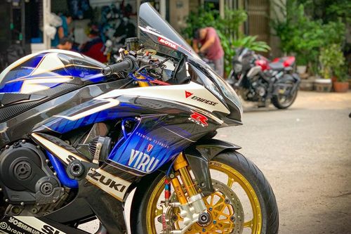 Suzuki GSX-R750 với gói độ nửa tỷ đồng tại TP.HCM