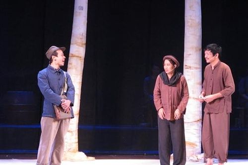 Dựng lại Bạch đàn liễu: 'Bổn cũ soạn lại' vẫn chạy tốt…