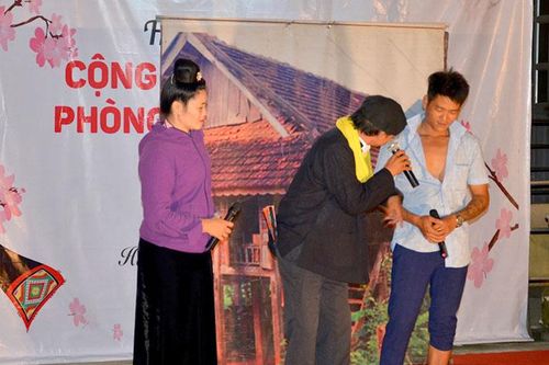 Sân khấu hóa tuyên truyền phòng, chống HIV
