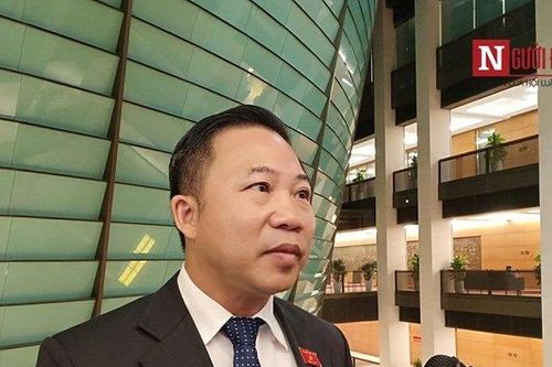 Nhận khen thưởng mà không xứng đáng, cũng là hình thức 'tham nhũng' về danh dự!