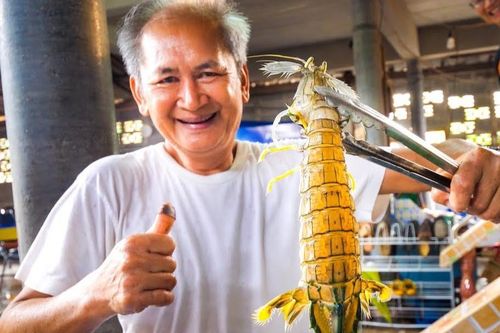 Thưởng thức bề bề cỡ lớn chiên giòn ở Thái Lan