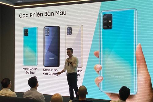 Galaxy A51 chuyên chụp macro giá 7,9 triệu đồng