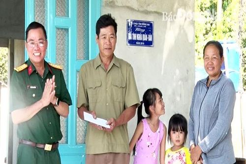 Hơn 3,2 tỷ đồng cho hành trình 'Quân đội chung tay vì người nghèo'