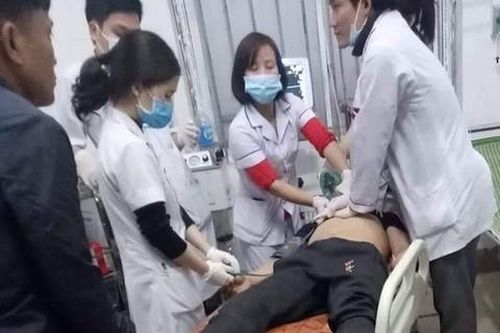 Mâu thuẫn khi đi chơi, 3 trai làng bị đâm thương vong